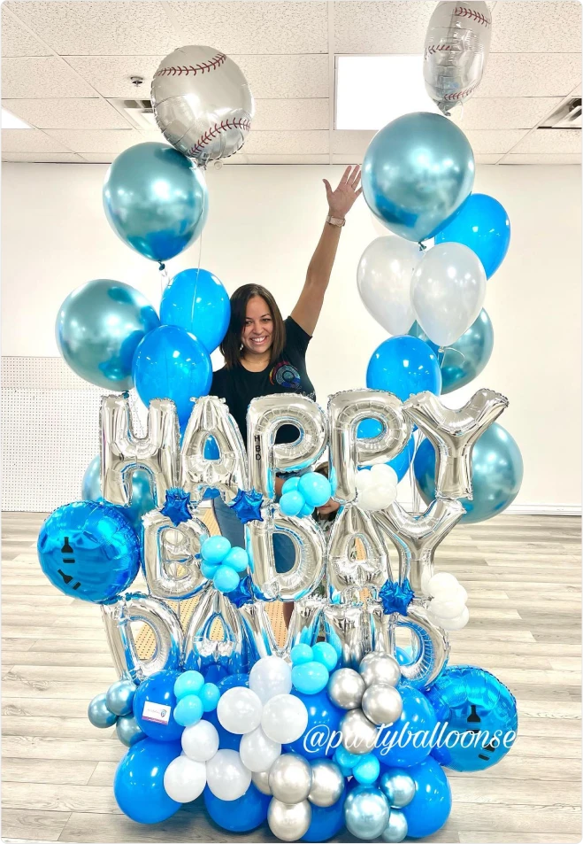 Grad balloon bouquet delivery from Party Now Tampa